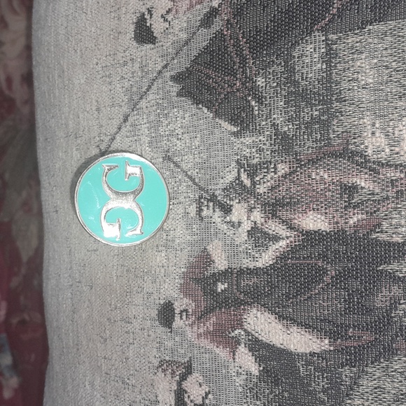 Jewelry - 🌺GOLDTONE & GREEN GG Ring